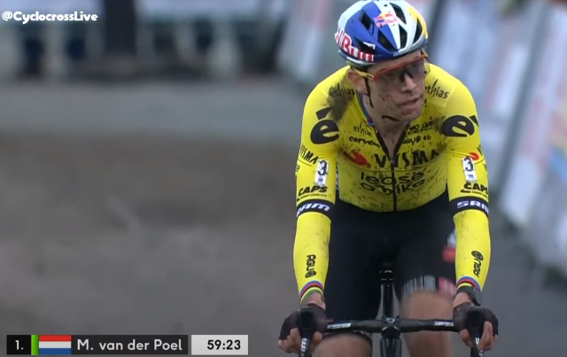 Девятая подряд победа Матье ван дер Пула в велокроссе сезона 2023/24