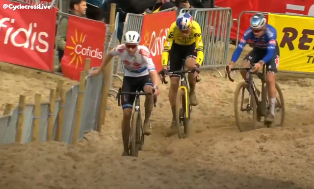 Девятая подряд победа Матье ван дер Пула в велокроссе сезона 2023/24