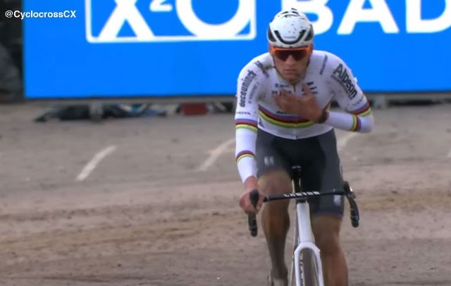 Матье ван дер Пул - победитель X²O Badkamers Trofee Flandriencross-2024