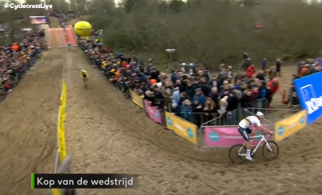 Девятая подряд победа Матье ван дер Пула в велокроссе сезона 2023/24