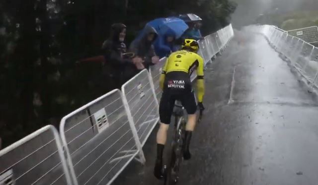 Йонас Вингегор &mdash; победитель велогонки O Gran Camino-2024