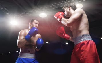 В Мурманске студенты организовали в общежитии бойцовский клуб