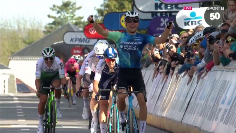 Бенуа Коснефруа — победитель классики De Brabantse Pijl-2024