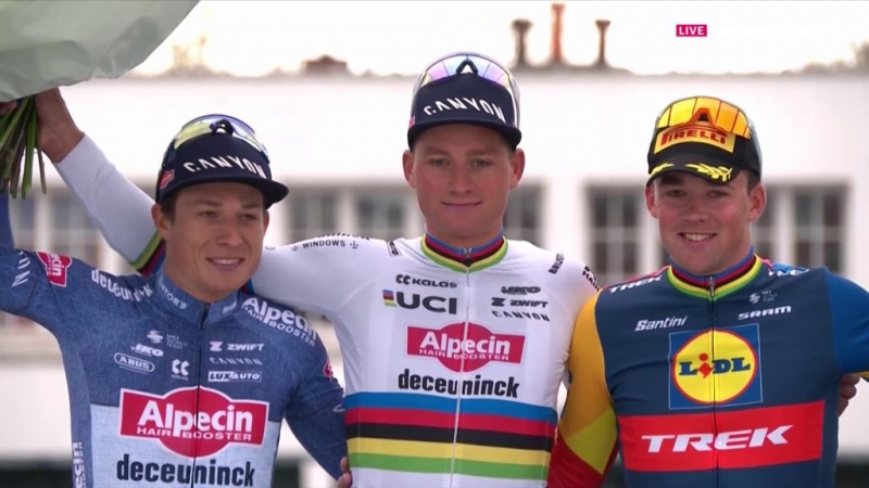 Мадс Педерсен &mdash; на третьей ступени подиума Париж-Рубэ-2024