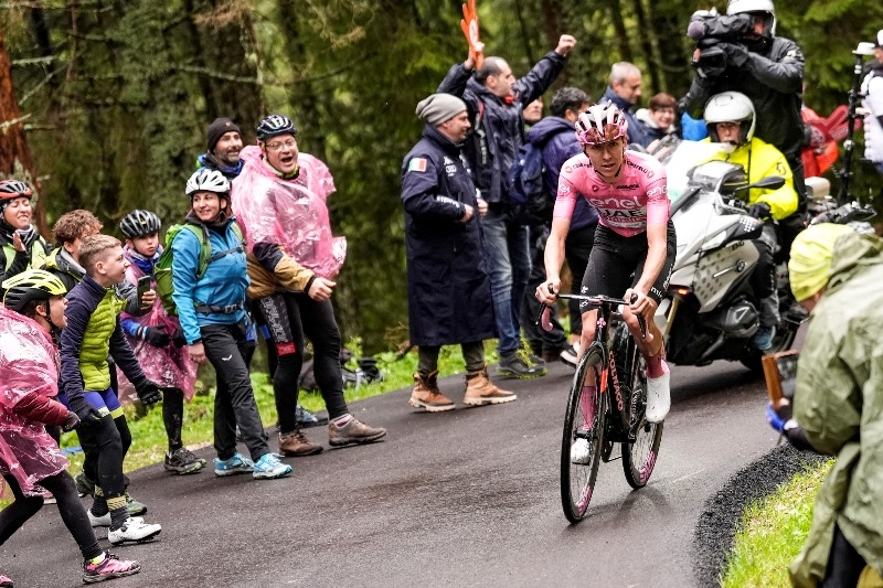 Тадей Погачар, Георг Штайнхаузер, Герант Томас, Бен О’Коннор о 17-м этапе Джиро д’Италия-2024