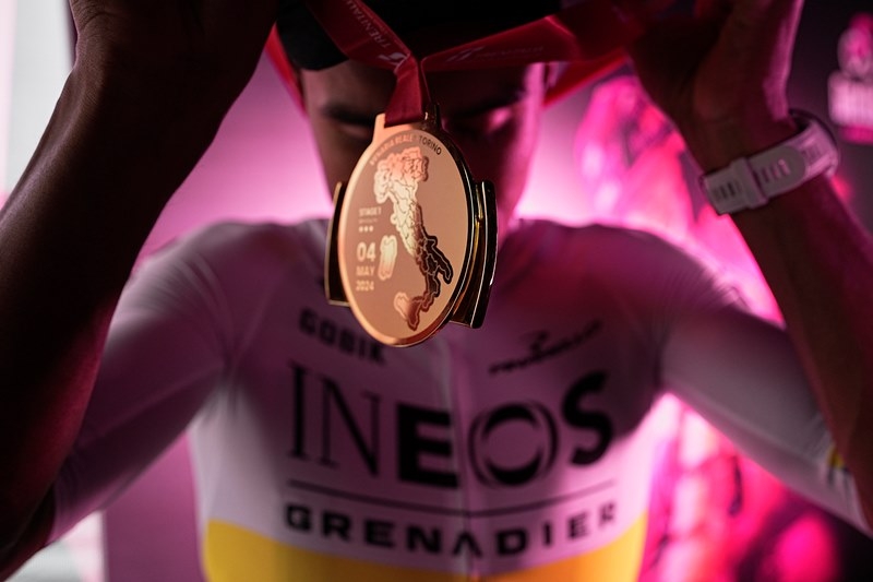 Джонатан Нарваэс, Тадей Погачар и Максимилиан Шахманн о 1-м этапе Джиро д’Италия-2024