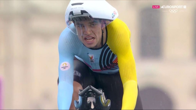 Ваут ван Арт и его тренер о двух дисковых колёсах и бронзе Олимпийских игр-2024 в гонке с раздельным стартом