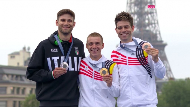 Ремко Эвенепул — олимпийский чемпион в гонке с раздельным стартом