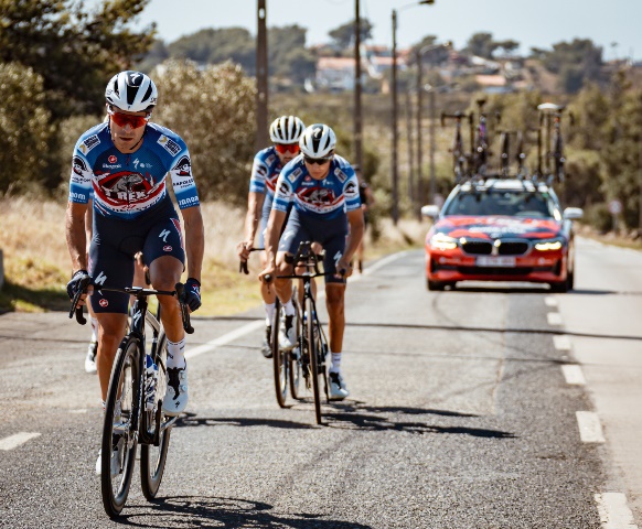 Команда Soudal Quick Step станет T-Rex Quick-Step на Вуэльте Испании-2024