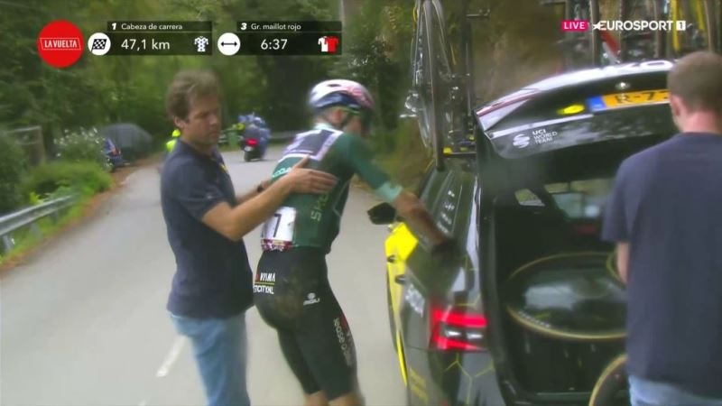 Ваут ван Арт сходит с Вуэльты Испании-2024 из-за падения на 16-м  этапе