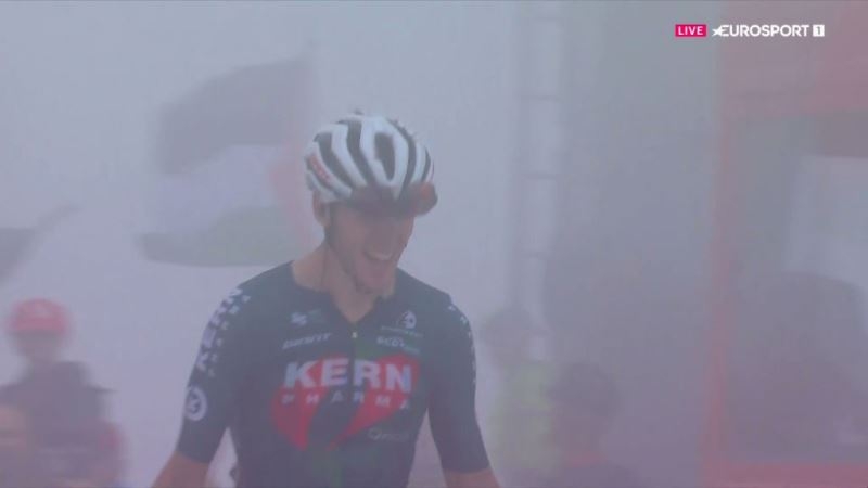 Пабло Кастрийо сделал дубль, выиграв горный 15-й этап Вуэльты Испании-2024 с финишем на Куиту Негру