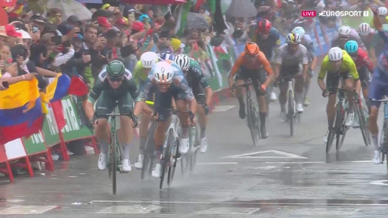 Хет-трик Кейдена Гровса на Вуэльте Испании-2024 — победа на 17-м этапе