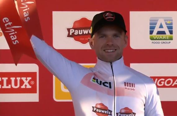 Эли Изербит выиграл первый этап Кубка мира по велокроссу-2024/25 в Антверпене