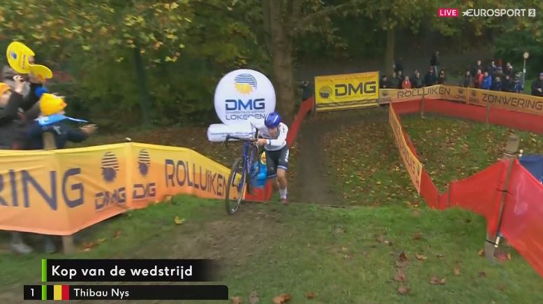 Тибо Нис одержал первую победу в майке чемпиона Европы по велокроссу