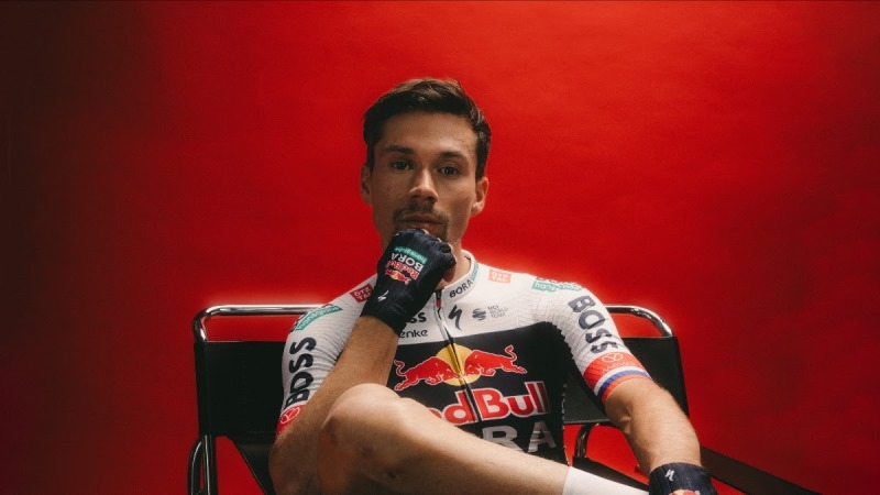 Red Bull Bora-hansgrohe представила новую велоформу на сезон 2025 года
