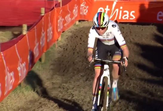 Люсинда Бранд &mdash; победительница этапа Кубка мира по велокроссу-2024 в Дублине