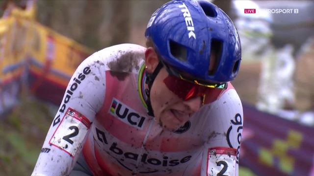 Люсинда Бранд — победительница финального этапа и общего зачёта Кубка мира по велокроссу-2025